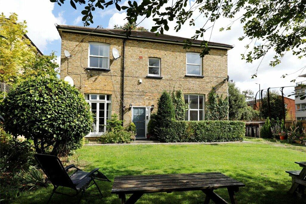 1 bedroom flat for sale in Denmark Avenue, Wimbledon Village, SW19