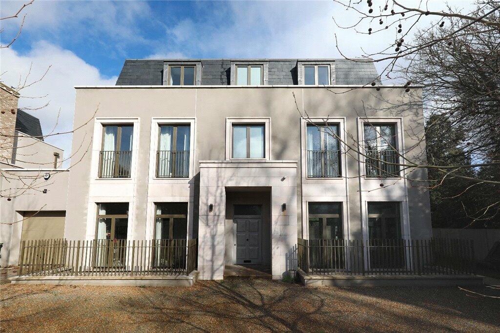 8 bedroom detached house for sale in Somerset Road, Wimbledon, SW19