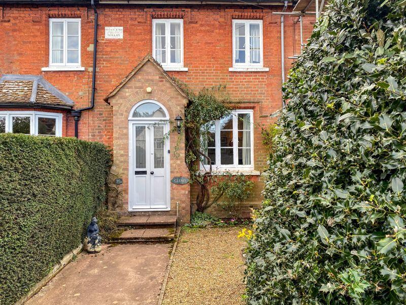 2 bedroom terraced house for sale in Cranmore Lane, Aldershot, GU11