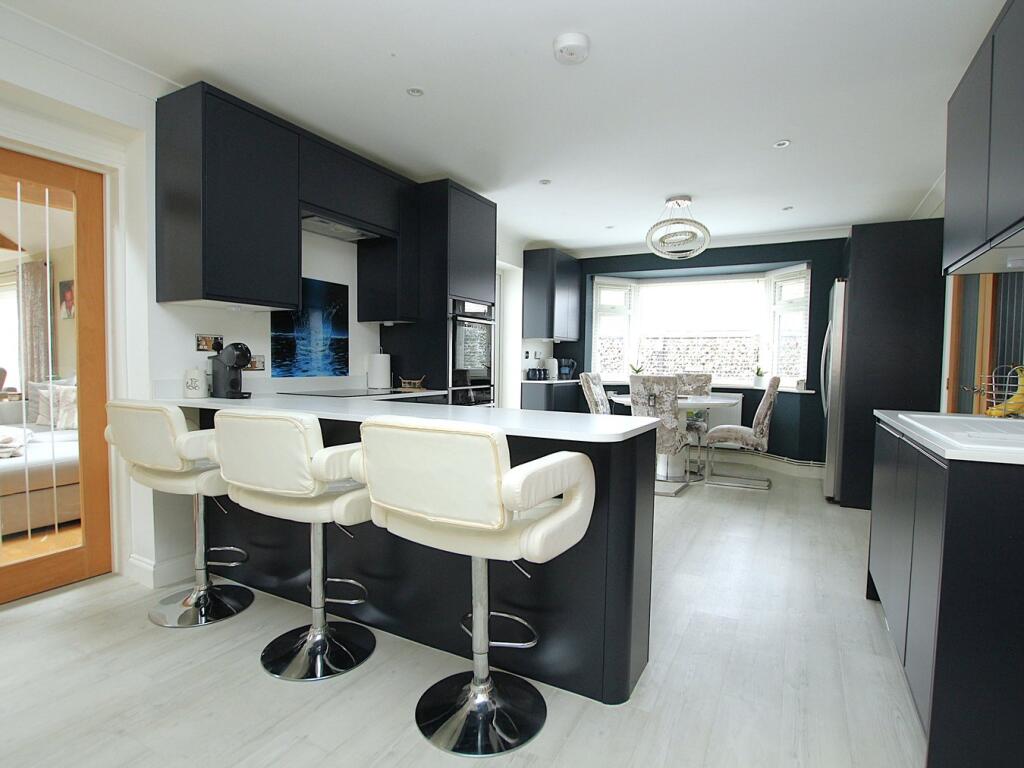 Additional property image - Pergin Crescent, Poole, BH17