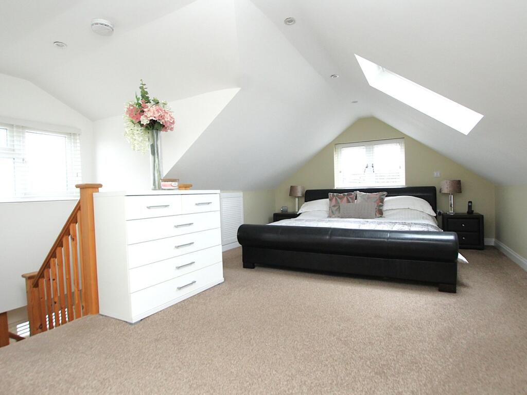 Additional property image - Pergin Crescent, Poole, BH17