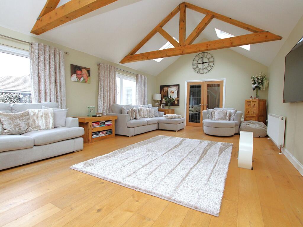 Additional property image - Pergin Crescent, Poole, BH17