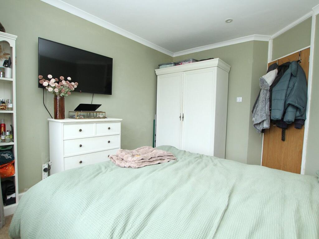 Additional property image - Pergin Crescent, Poole, BH17
