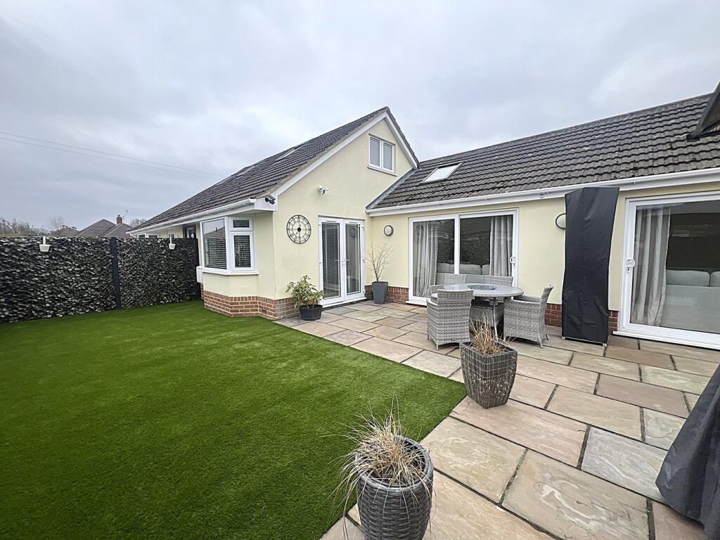 Additional property image - Pergin Crescent, Poole, BH17