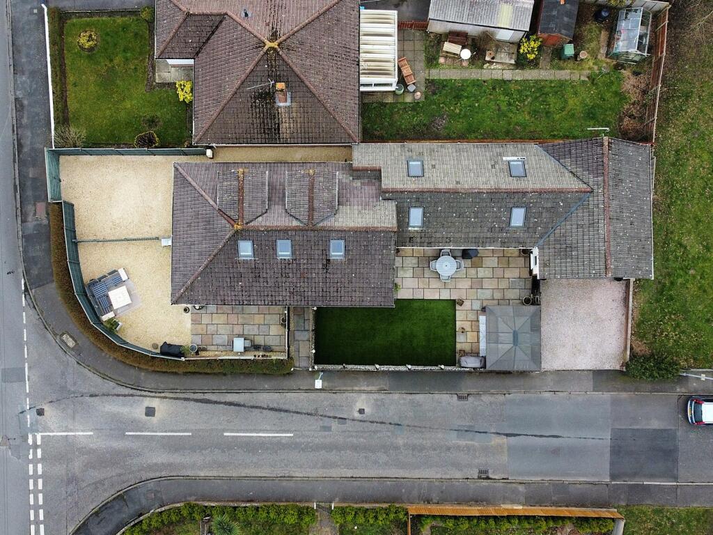 Additional property image - Pergin Crescent, Poole, BH17