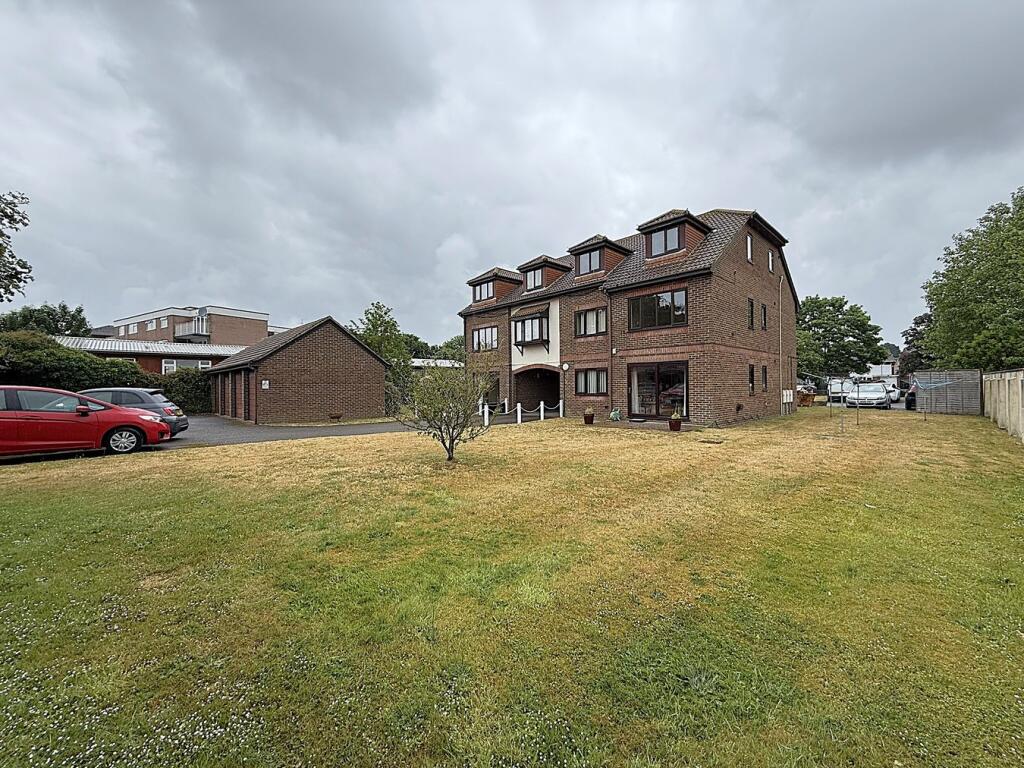 Main image of property: Martine Court, 417-419 Wimborne Road, POOLE, BH15