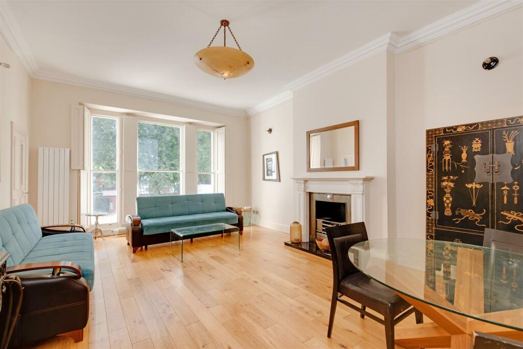 2 bedroom flat for sale in Abbey Road, South Hampstead NW6