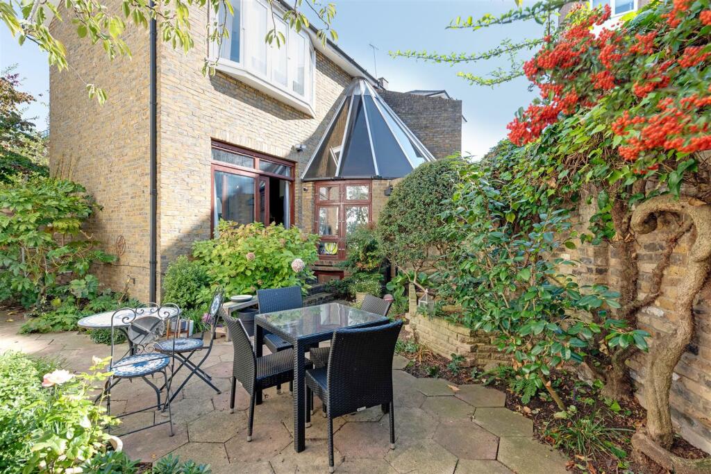 Main image of property: Wavel Mews, South Hampstead NW6