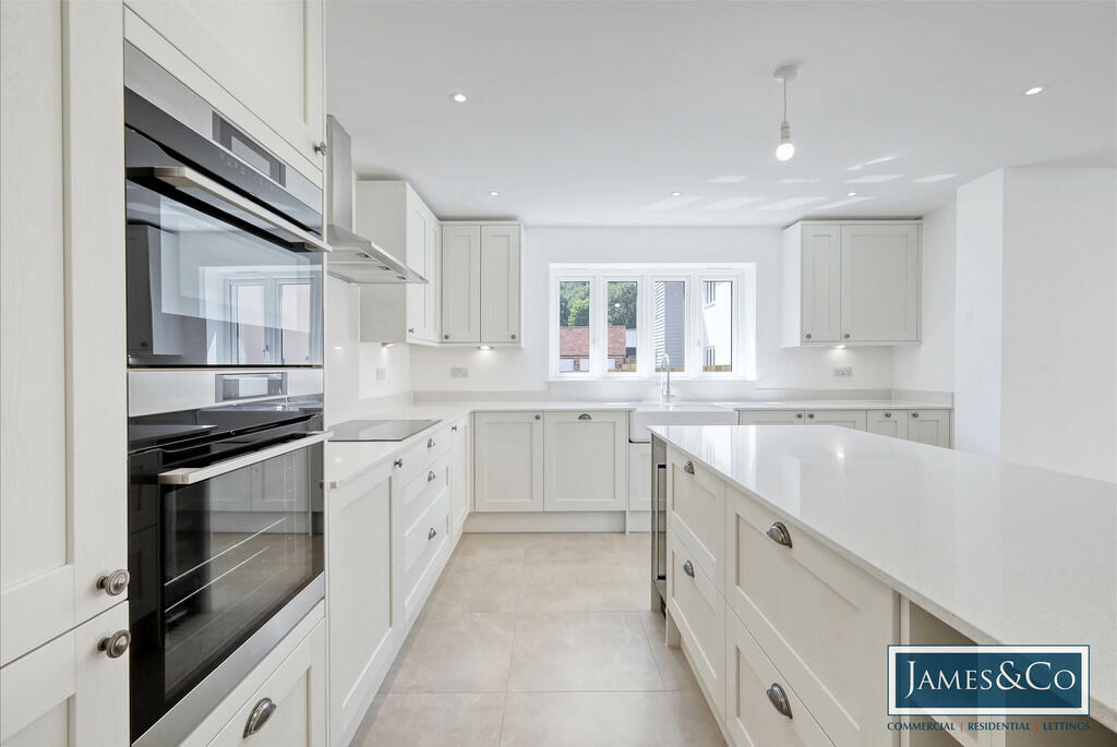 Additional property image - Clapton Hall Lane, Dunmow