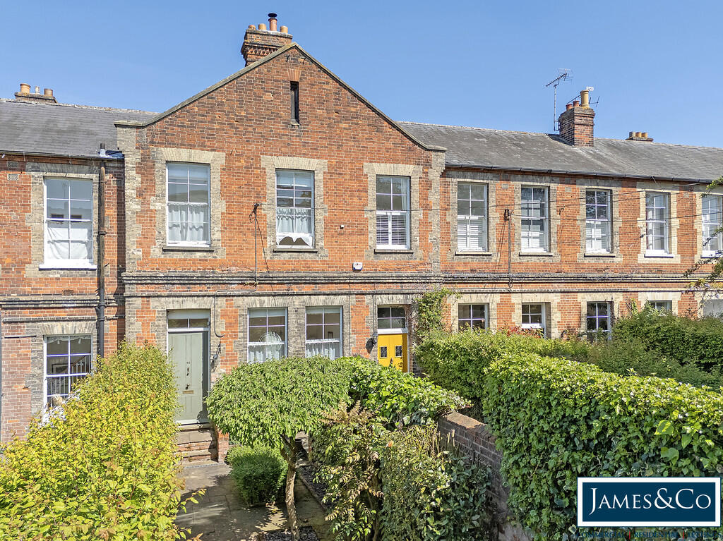 Main image of property: DUNMOW, Essex