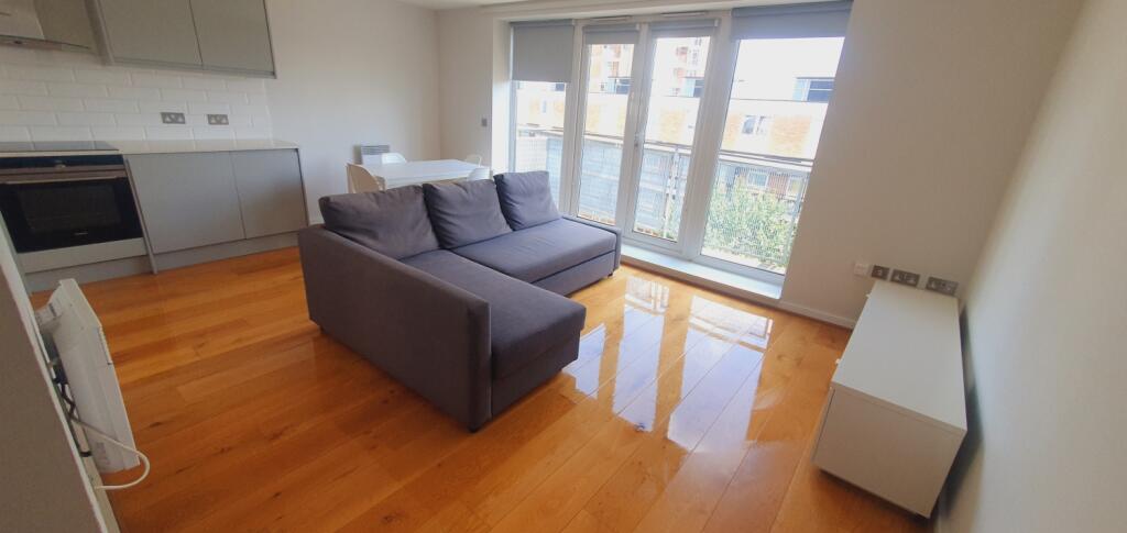 Main image of property: Flat 17 Signal House , 137 Great Suffolk Street, London