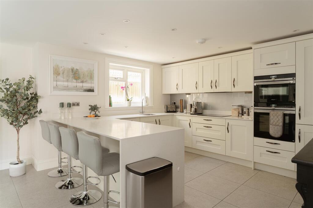 Main image of property: West Street, Reigate