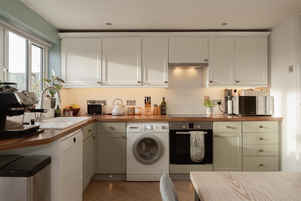 Main image of property: New North Road, Reigate