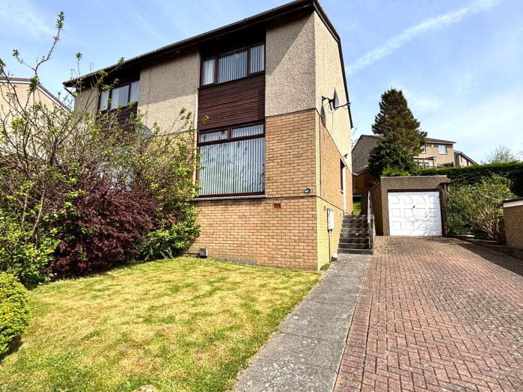 Main image of property: 4 Carnbee Place, Dunfermline