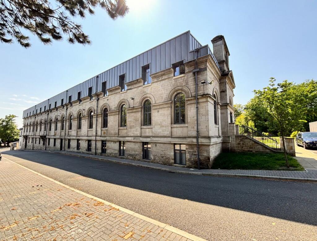 Main image of property: 2 Forth House, Abbotshall Road, Kirkcaldy