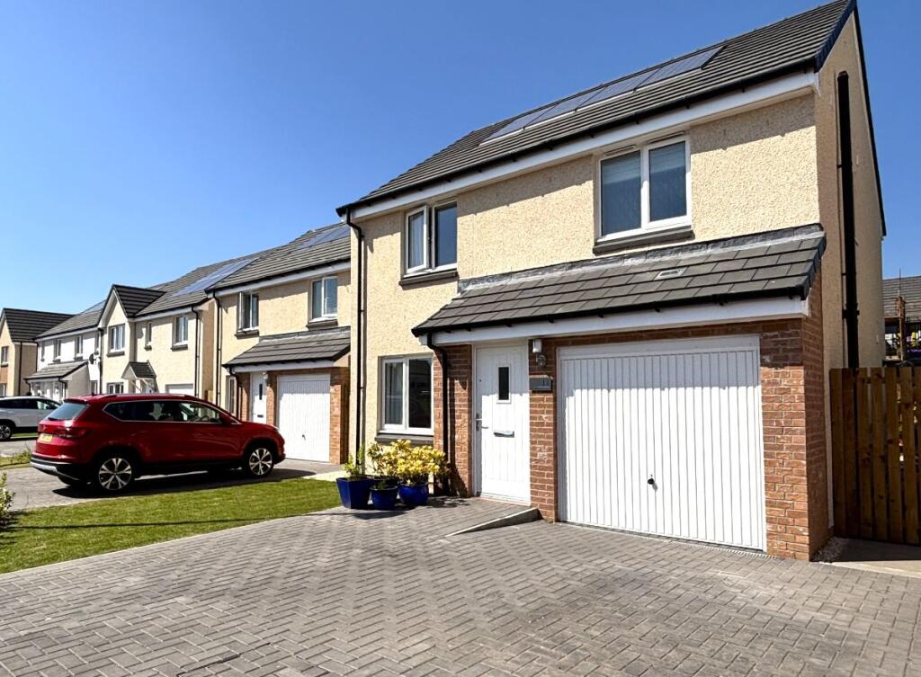 Main image of property: 11 Kepitknow Crescent, Kinross, KY13 8RJ