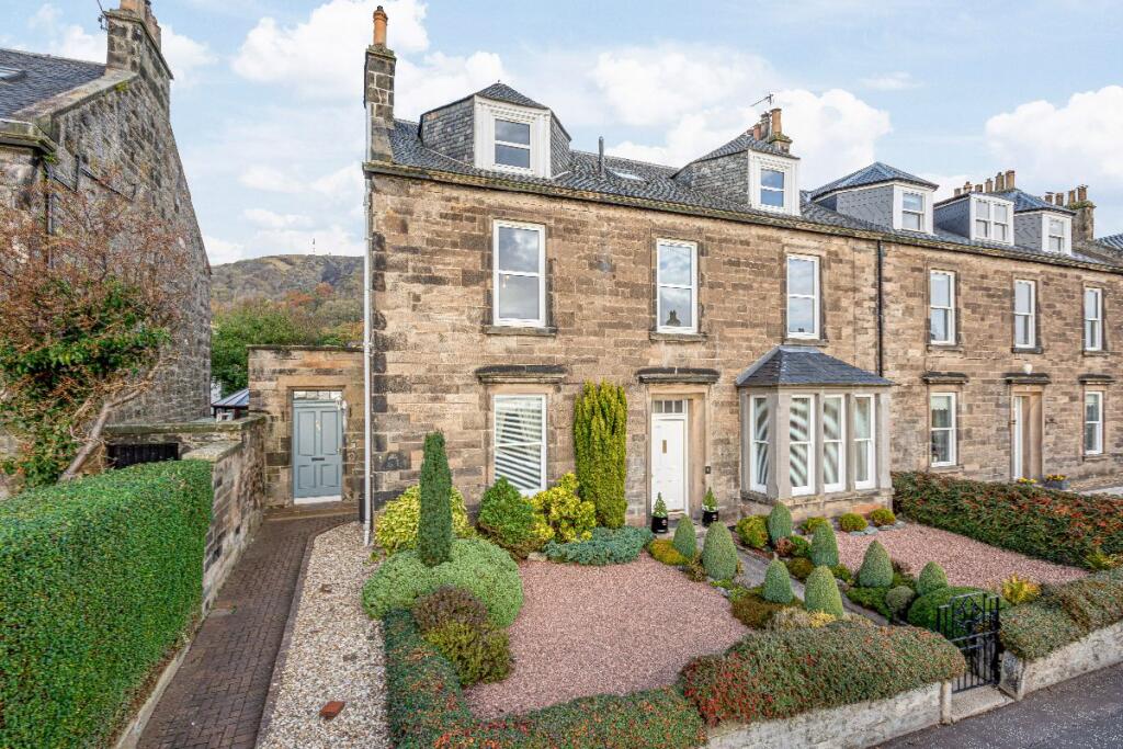 Main image of property: 107 Kinghorn Road, Burntisland