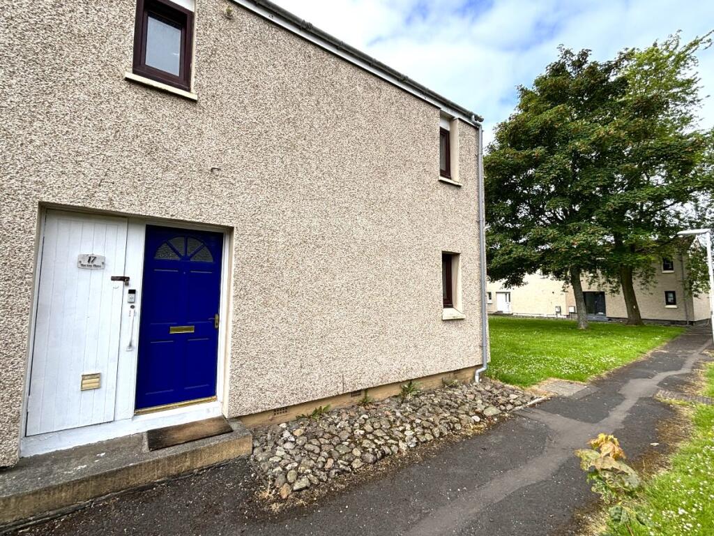 Main image of property: 17 Norton Place, Dunfermline