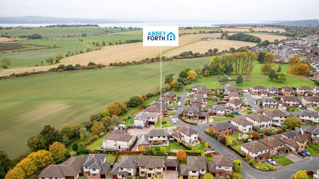 Main image of property: 3 The Sheiling, Cairneyhill, Dunfermline