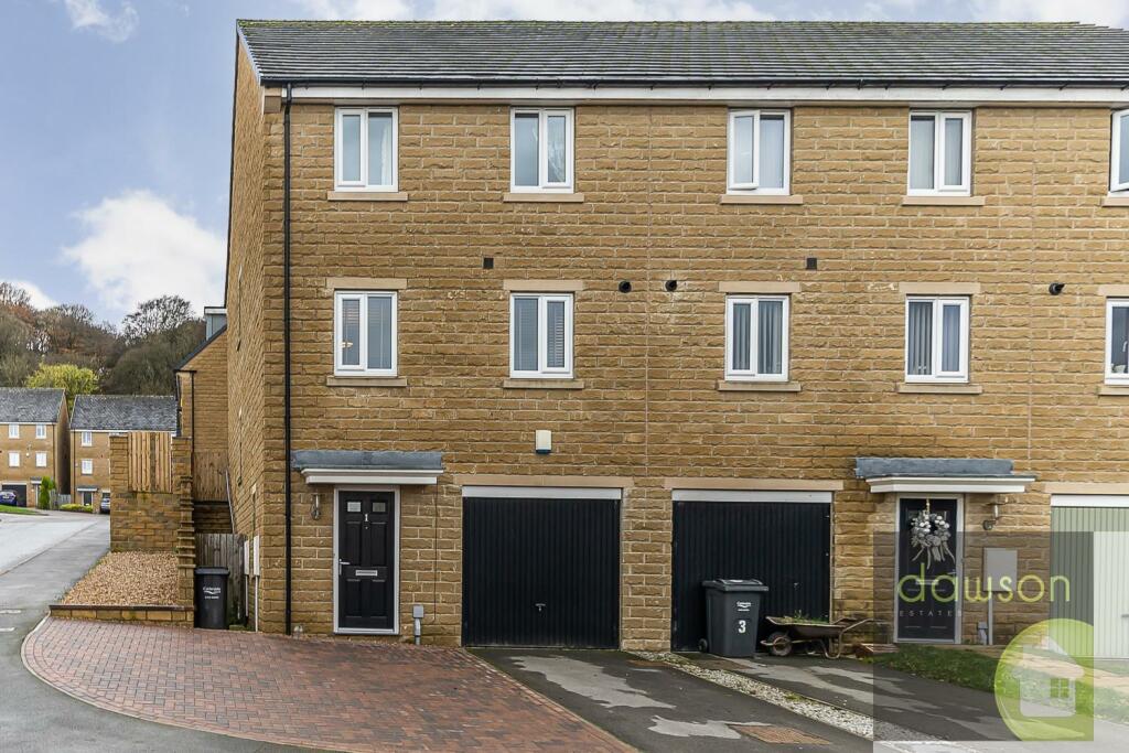 3 bedroom town house for sale in Admiral Way, Fountain Head, Halifax, HX2
