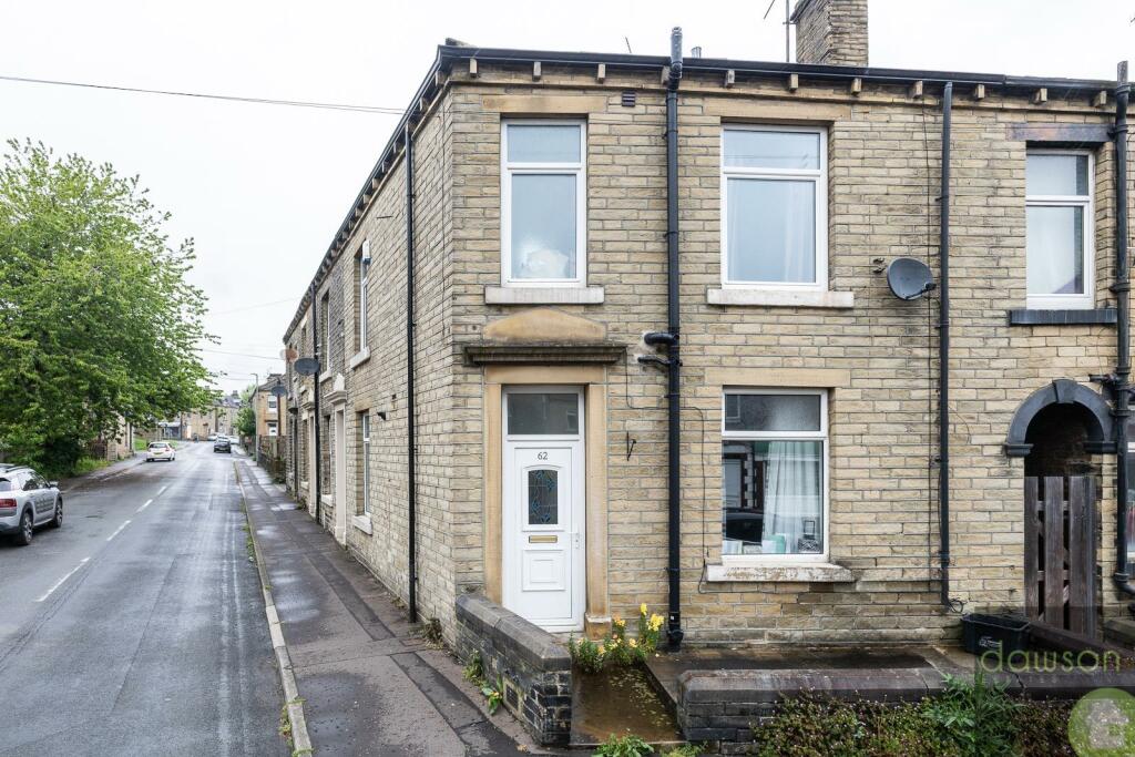 2 bedroom end of terrace house for sale in Catherine Street, Elland, HX5