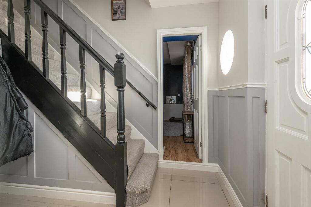 Additional property image - Saxton Avenue, Bradford