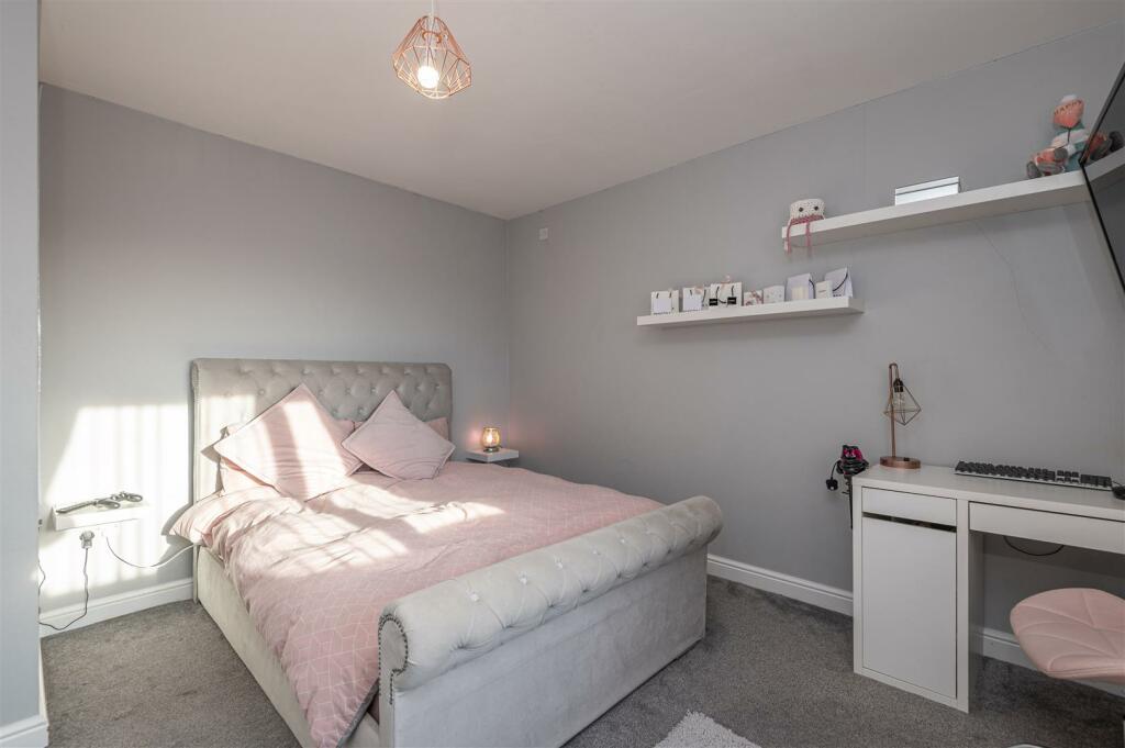 Additional property image - Saxton Avenue, Bradford
