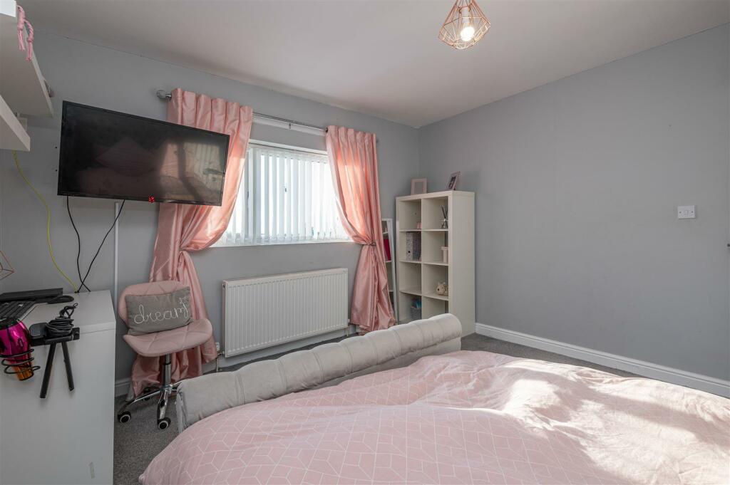 Additional property image - Saxton Avenue, Bradford