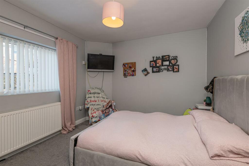 Additional property image - Saxton Avenue, Bradford