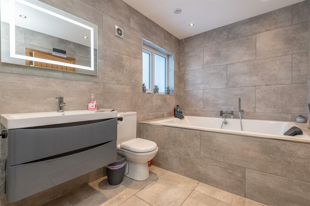 Additional property image - Saxton Avenue, Bradford