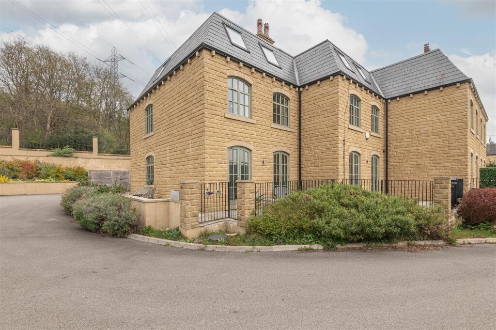 Main image of property: The Courtyard, Elland Road, Elland