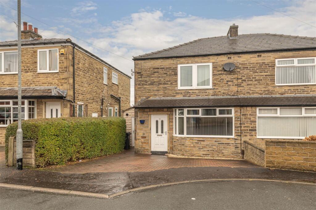 Main image of property: Highfield Grove, Elland