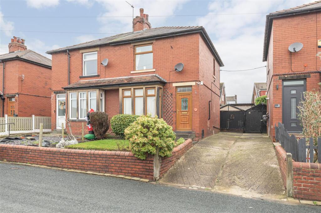Main image of property: Milner Lane, Greetland, Halifax