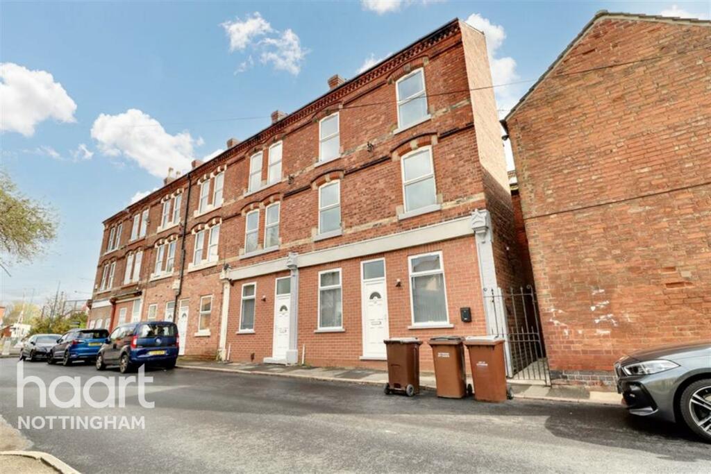 2 bedroom flat for rent in Lincoln Street, Old Basford, NG6