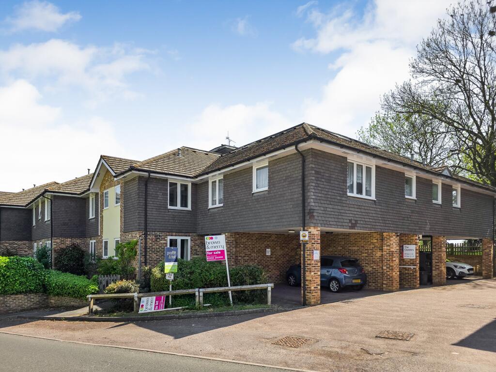 Main image of property: 20 The Cloisters, Church Lane, Hertfordshire, WD4 8JT