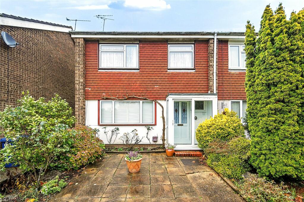 Main image of property: Cecil Court, High Barnet, EN5