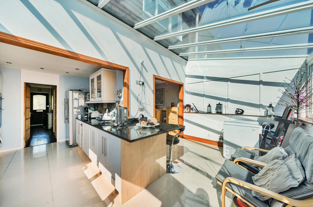 Main image of property: Cecil Court, High Barnet, EN5