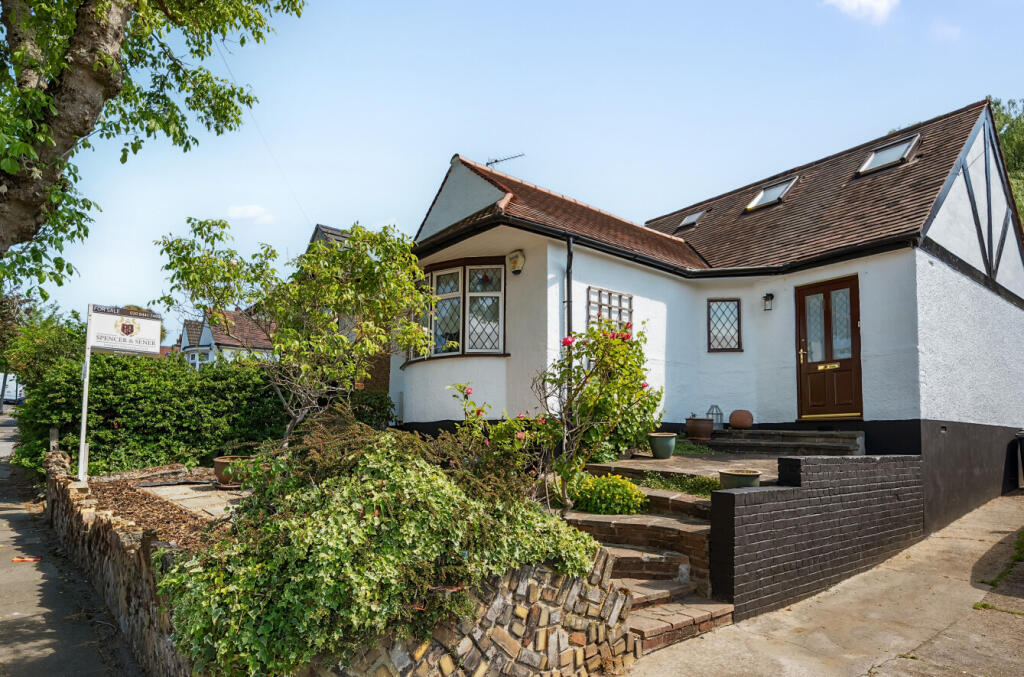 Main image of property: Milton Avenue, Barnet, EN5
