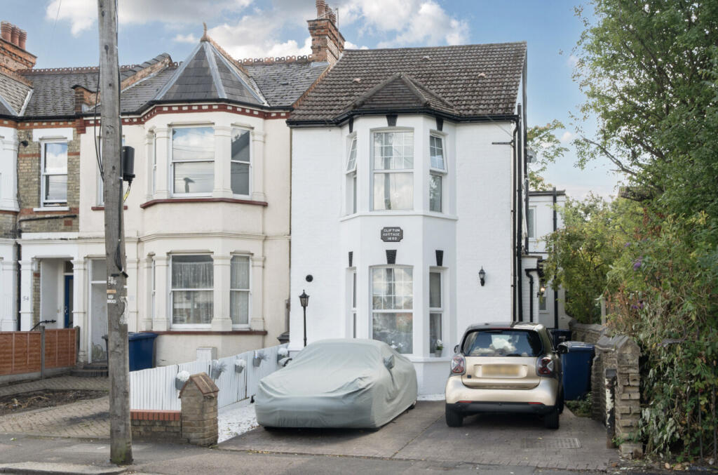 Main image of property: Victoria Road, New Barnet, EN4