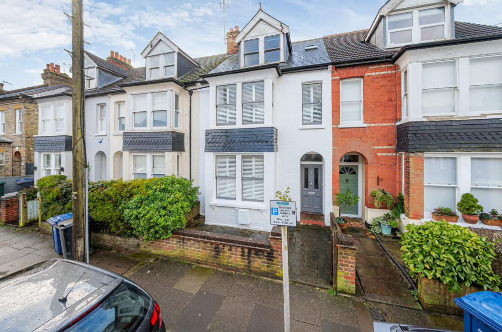 Main image of property: Salisbury Road, High Barnet, EN5