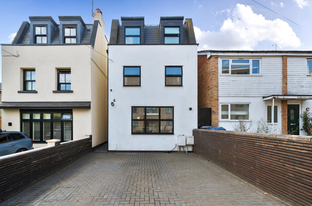 Main image of property: Victoria Road, New Barnet, EN4