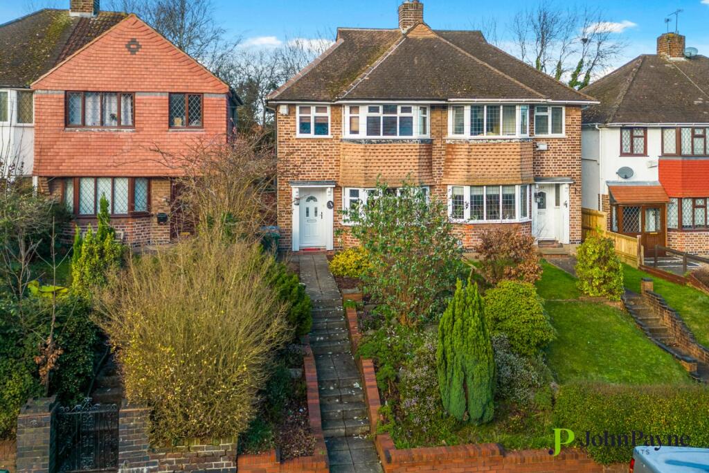 3 bedroom semidetached house for sale in Glendower Avenue, Whoberley