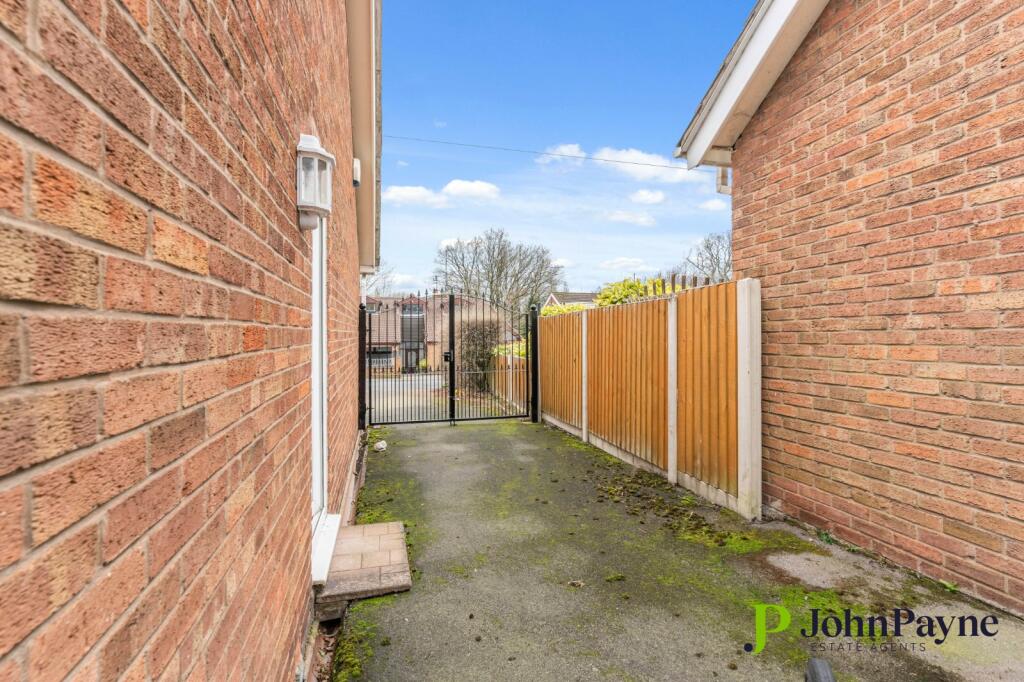 Additional property image - The Riddings, Beechwood Gardens, Coventry, CV5