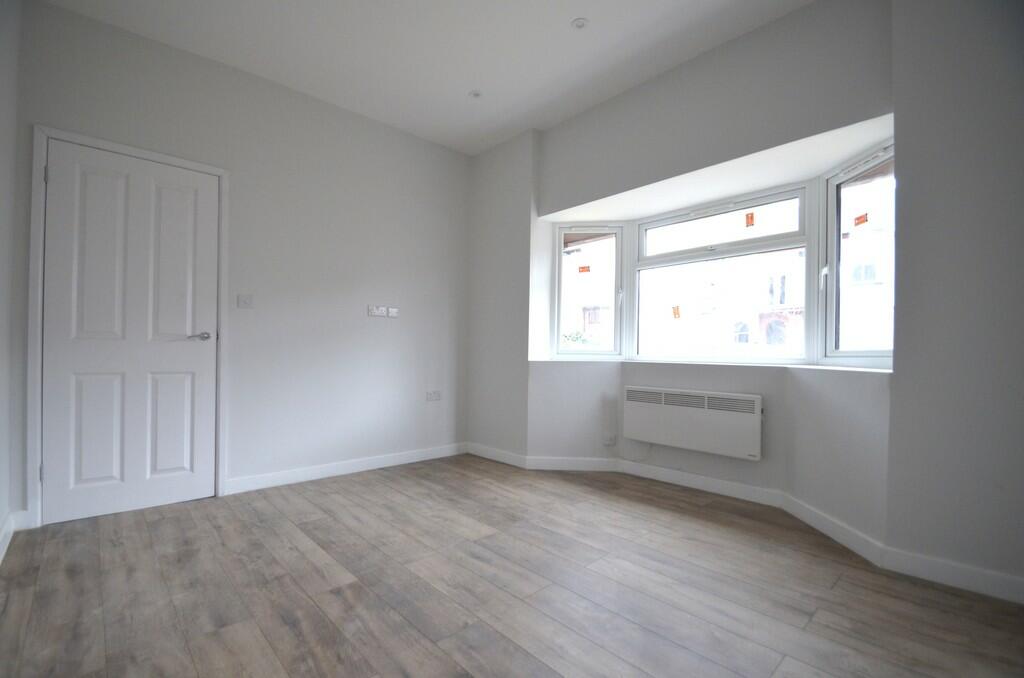 Apartment to rent on Sidney Road, StainesuponThames