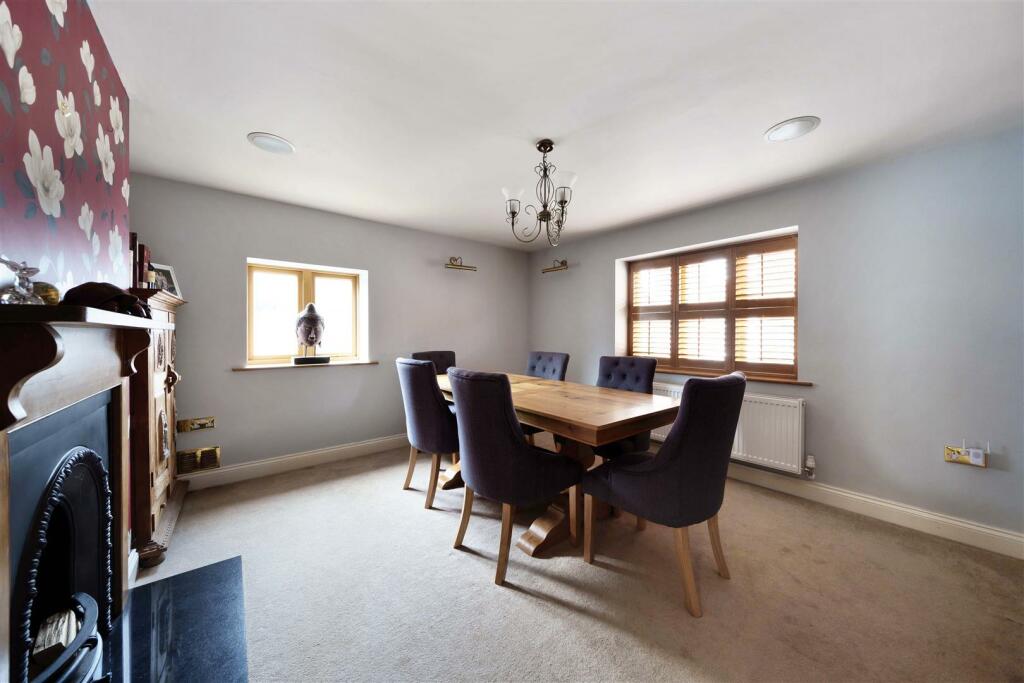 4 bedroom farm house for sale in Frolesworth Lane, Claybrooke Magna, LE17