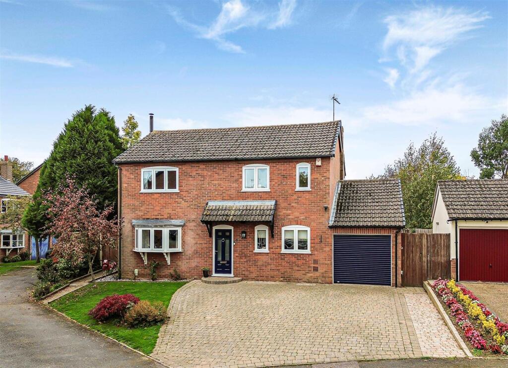 Main image of property: Elmcroft Road, North Kilworth, Lutterworth, LE17