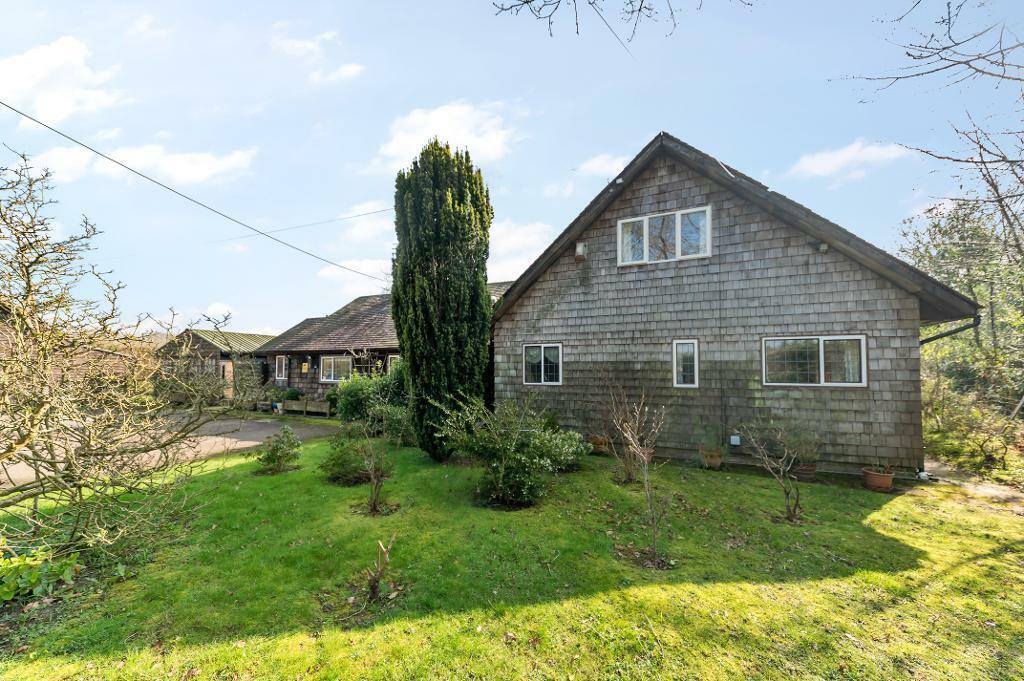 6 bedroom detached house for sale in Goddards Green Road, Benenden, Kent, TN17 4AR, TN17