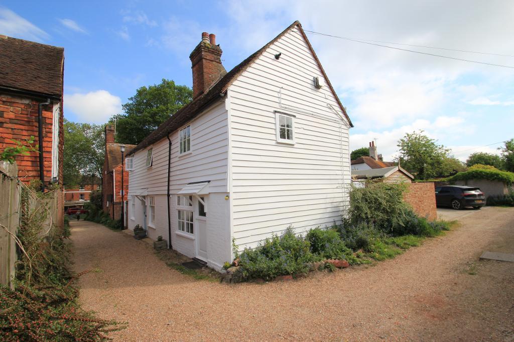 Main image of property: Burgess Row, Tenterden, Kent, TN30 6JU