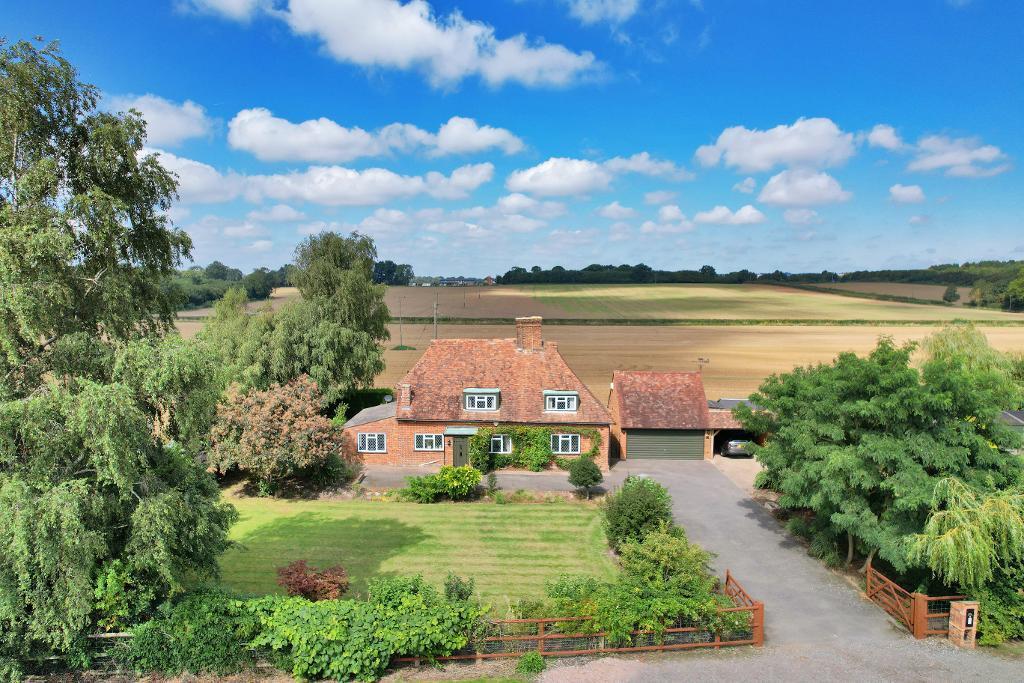 Main image of property: Hunger Hatch Lane, Little Chart, Kent, TN27 0QQ