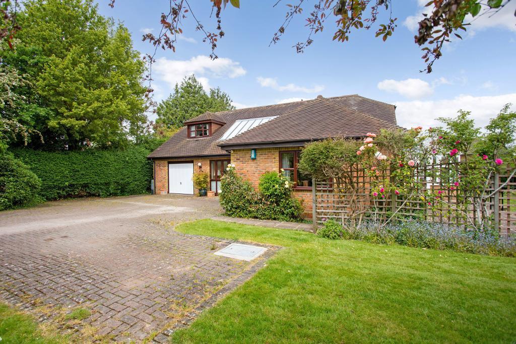 Main image of property: High Street, Staplehurst, Kent, TN12 0BJ